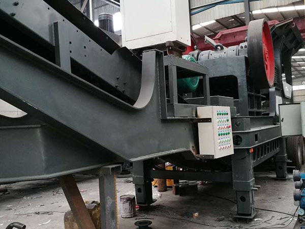 半移動(dòng)式破碎站價(jià)格是多少