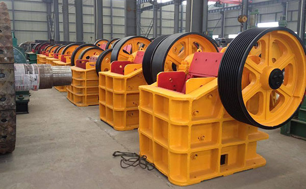 石塊破碎機(jī) 石塊破碎機(jī)