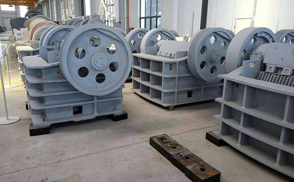 青石碎石機(jī) 青石碎石機(jī)